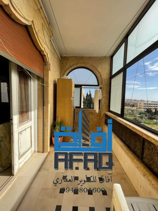 للبيع او المقايضة شقة سكنية